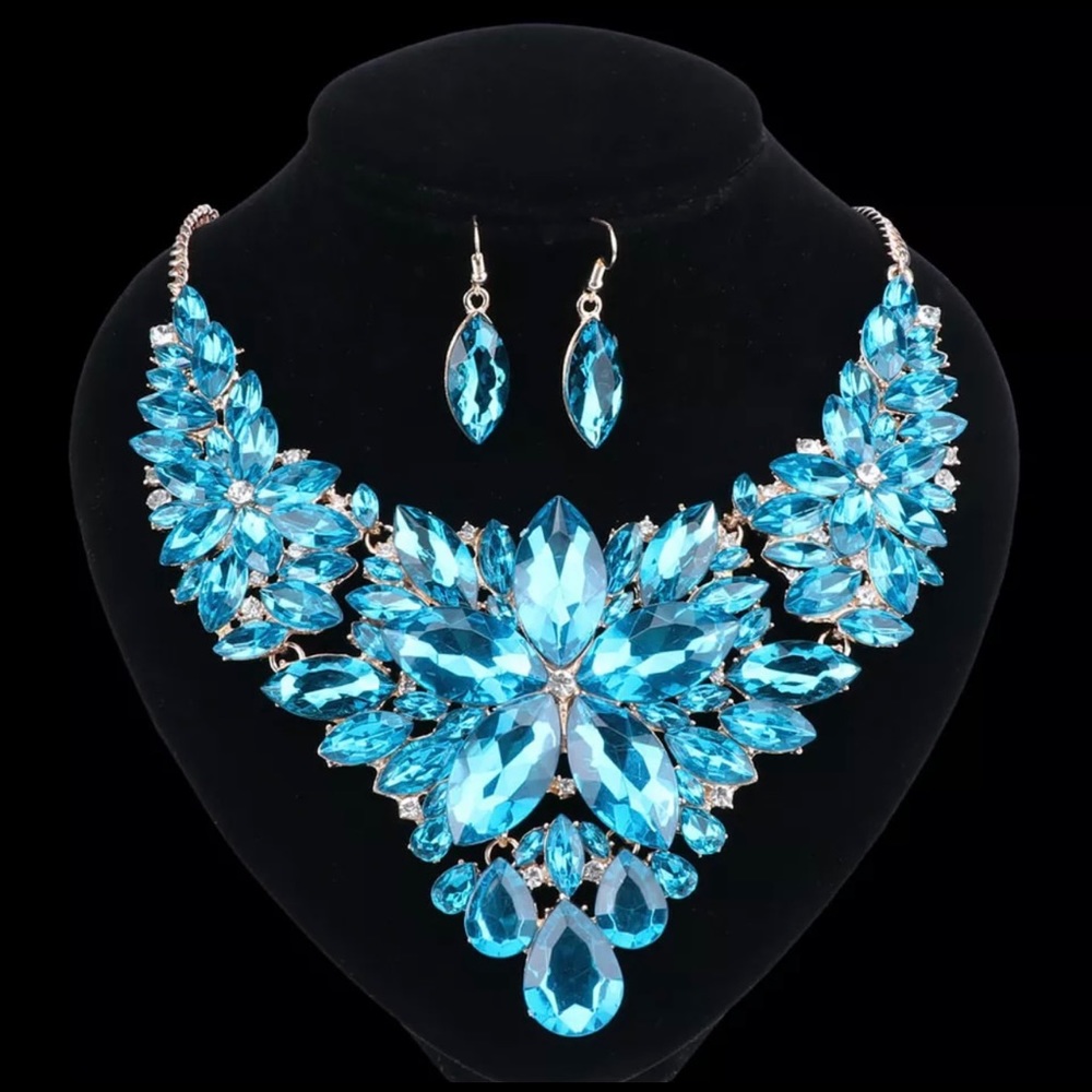 Rhinestone Necklace Set